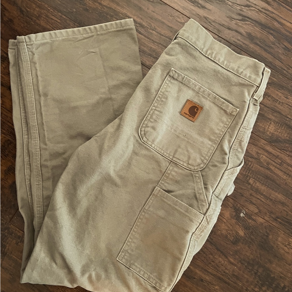 Men’s carhartt loose original fit pants. Size 29x30